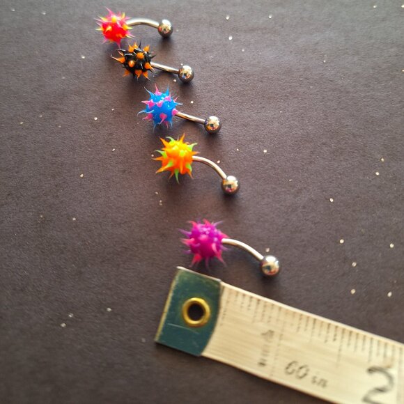 Nose, belly, eyebrow, daith, tongue rings BELLY - Picture 2 of 2